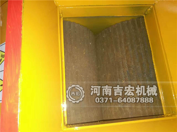 齒輥破碎機(jī)廠家哪家好？認(rèn)準(zhǔn)吉宏機(jī)械,品質(zhì)有保障！